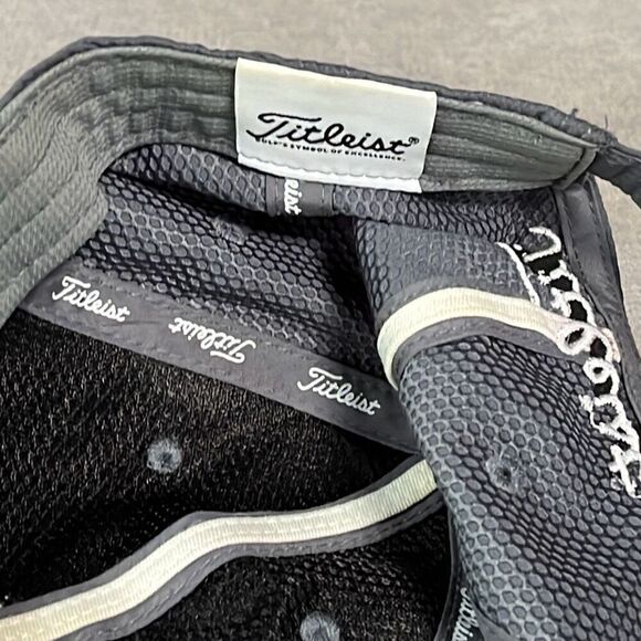 Titleist Adjustable Golf Hat Cap One Size - Picture 3 of 4